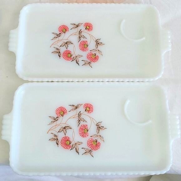 VTG Fire King Anchor Hocking 2 Snack Trays Fleurette Milk Glass Mid Century - Picture 1 of 7